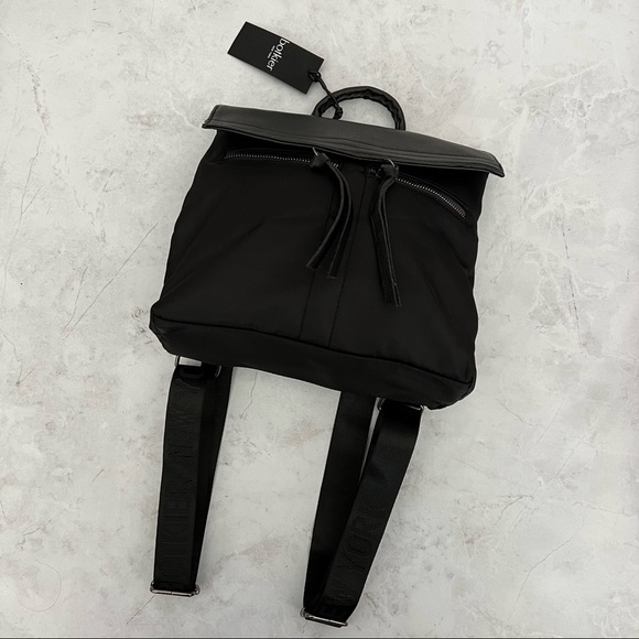 NWT BOTKIER New York Trigger Nylon Backpack Black Flap Travel Campus Bag main image 8